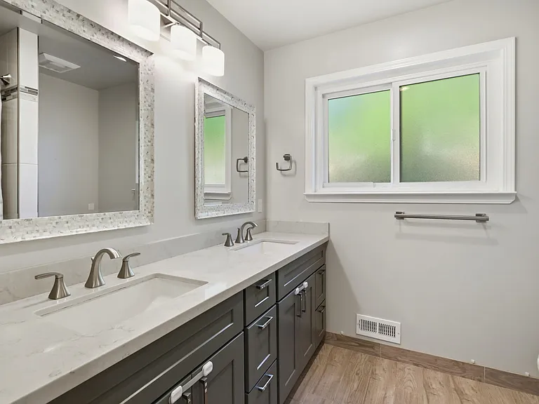 19397 Eric Dr — Photo 26