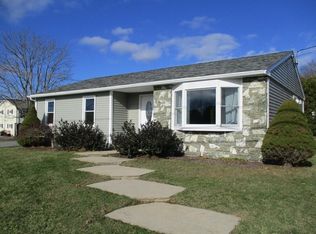 270 Rhode Island Ave, Somerset, MA 02726