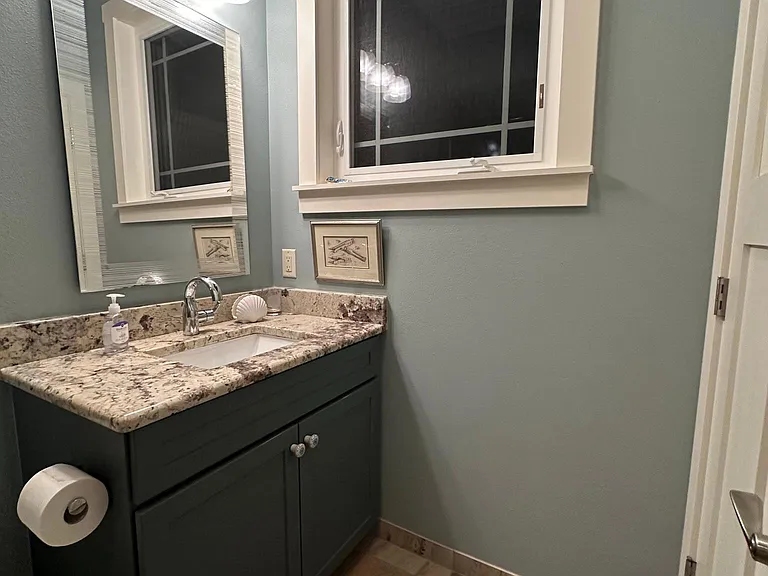380 N Shore Dr — Photo 53