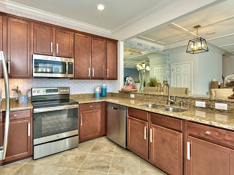 2612 Blossom Way — Photo 8