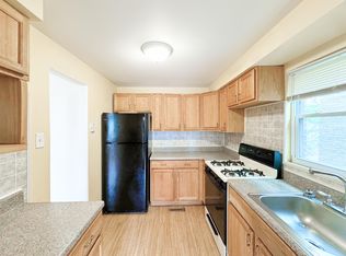 3949 Murray Ave, Pittsburgh, PA 15217