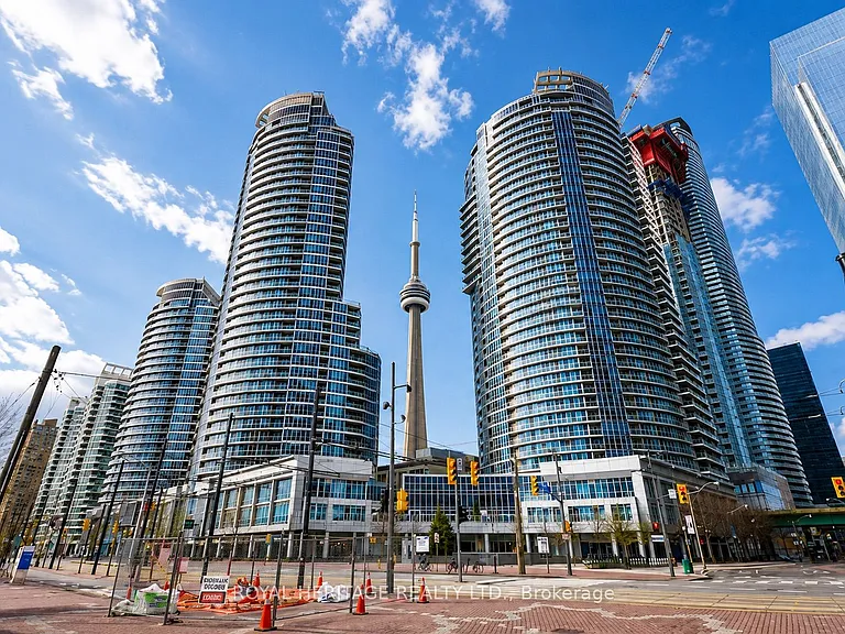 208 Queens Quay W #308 — Photo 1
