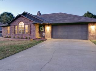 324 Linwood Ave, Lowell, AR 72745