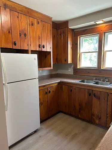 31 Worrall Ave #2 Photo 1