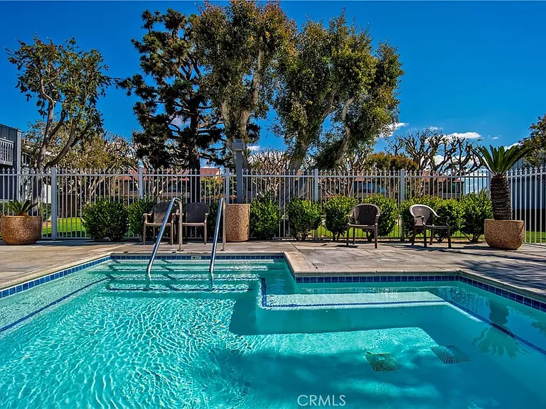 17082 Pacific Coast Hwy #102 — Photo 34