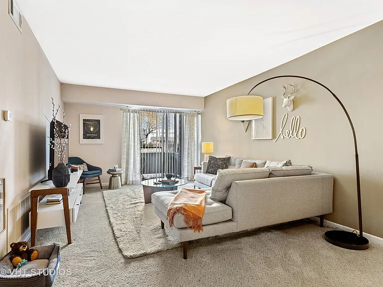 1621 Westminster Dr #112 — Photo 18
