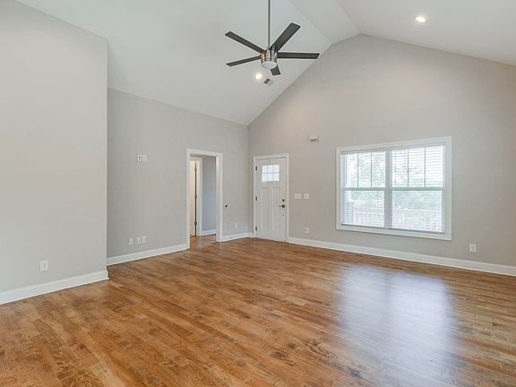 5th image of 81 Riverview Ct