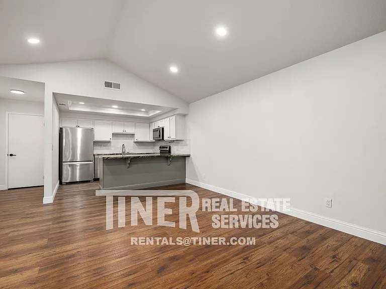 7586 Waterwillow Dr — Photo 7