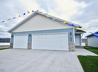 6028 80th Ave S, Horace, ND