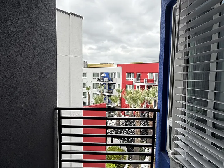Canvas LA — Photo 95