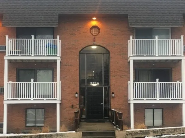 273 W Main St APT B8, Marlborough, MA 01752