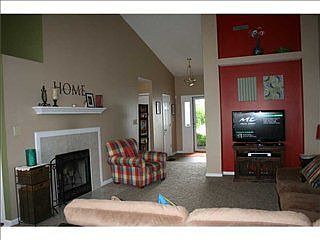 2nd image of 3320 Mechanicsburg Dr