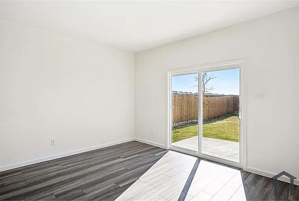 6061 Mojave Dr — Photo 16