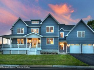 5 Jessica Pl, Monmouth Beach, NJ 07750