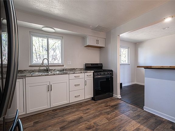 5th image of 6738 W Barivista Dr