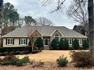 1540 Winding Creek Cir, Snellville, GA 30078