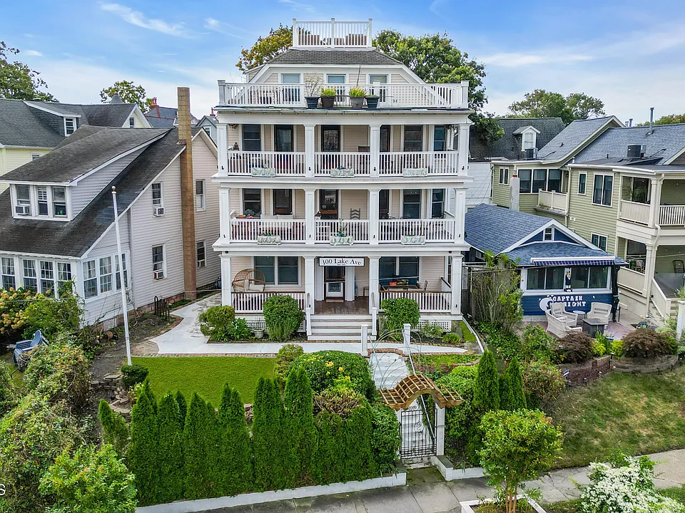 100 Lake Ave