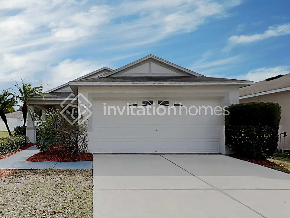 12805 Adventure Dr