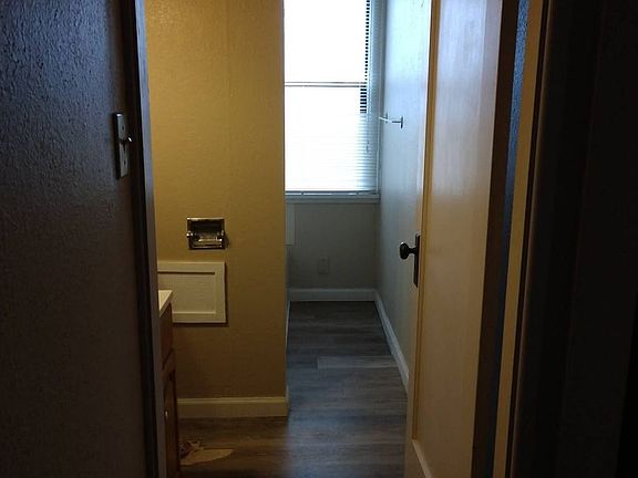 2nd image of 901 W Main APT 203