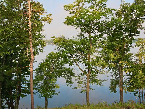 3rd image of 10717 Pine Beach Peninsula Loop