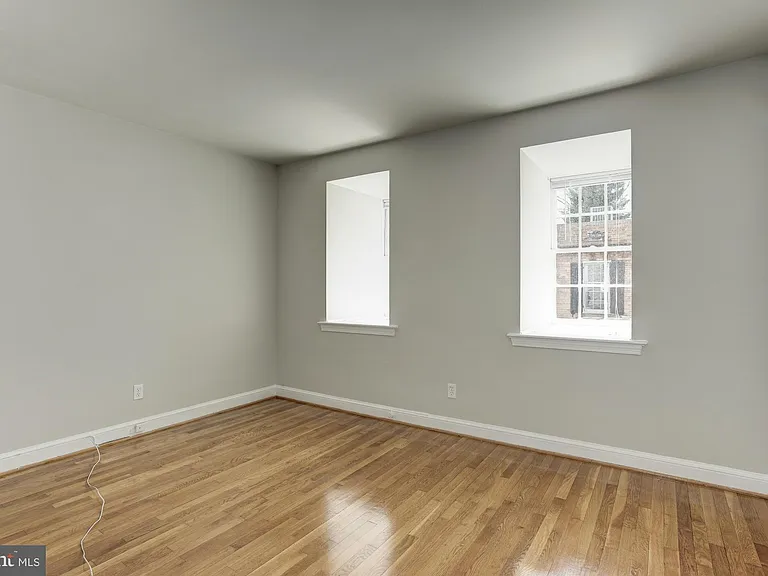2531 Queen Annes Ln NW — Photo 15