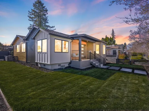 1040 Walnut St, San Carlos, CA 94070