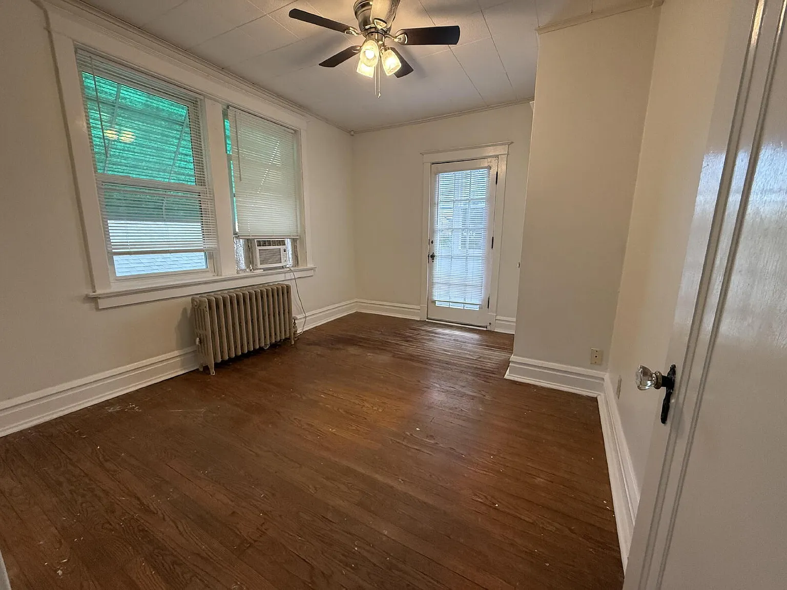 1 bed, 1.0 bath, $750 — Photo 4