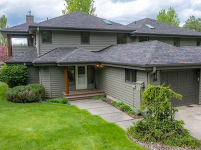 259 Eagle Bend Dr, Bigfork, MT, 59911