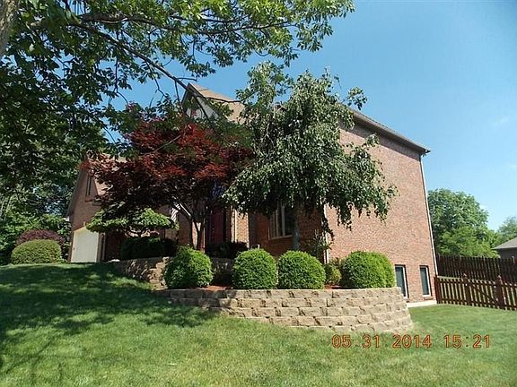 5th image of 814 Deer Creek Dr
