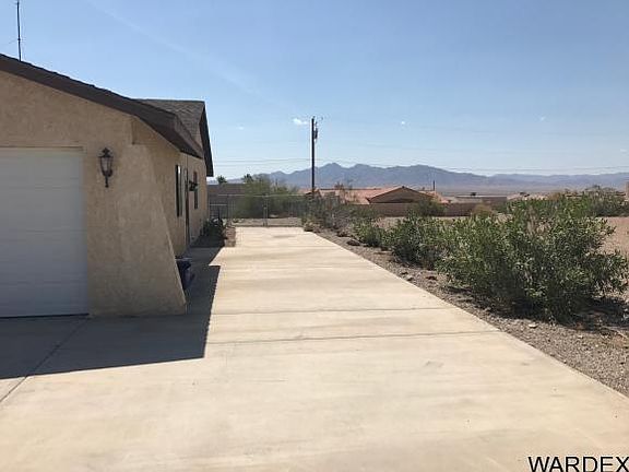 2nd image of 1751 Miramar Dr