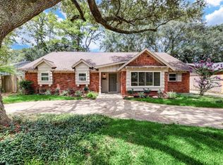 1615 Maux Dr, Houston, TX 77043
