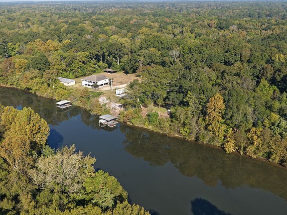 4th image of 776 Moores Creek Rd