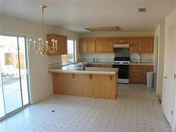 2nd image of 4426 Eiffel Dr