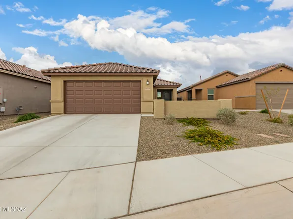 10548 W Waveland Dr, Marana, AZ 85653