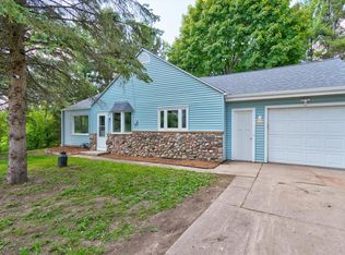 2370 Wallace Lake Rd, West Bend, WI 53090