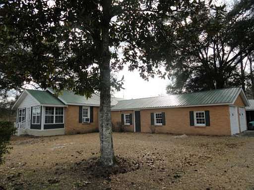 2nd image of 61 Meeting House Ln