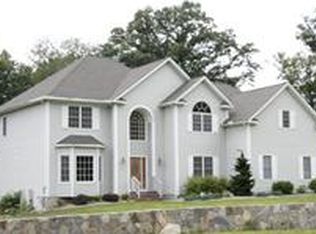 125 Lane St, Shelton, CT 06484