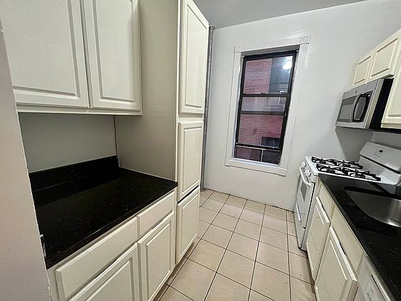 3rd image of 631 W 152nd St APT 4D
