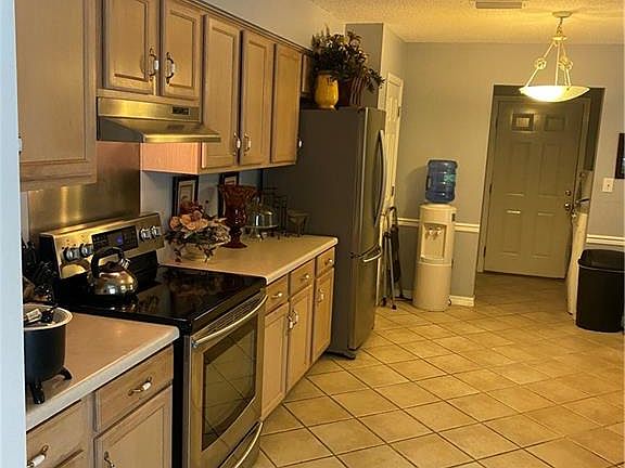 5th image of 6262 Woodside Drive S