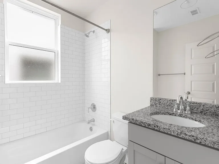 Greenview Apartments - Forest Park — Photo 13