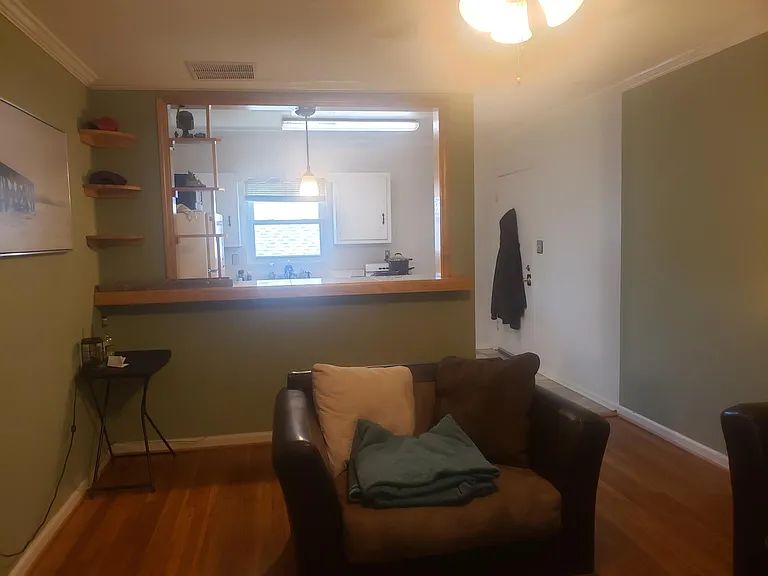 1025 Greenwood Ave NE — Photo 20