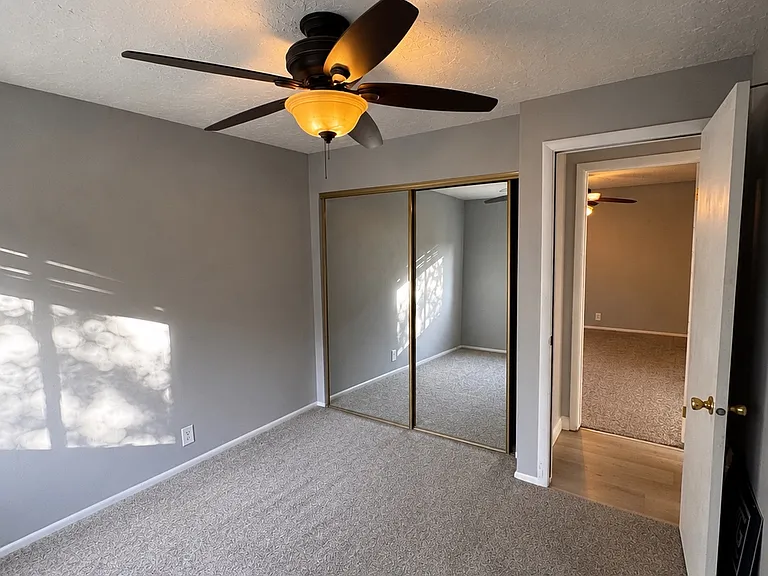 S Quailbrook Dr — Photo 11