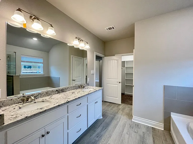 705 Tippit Ln — Photo 13
