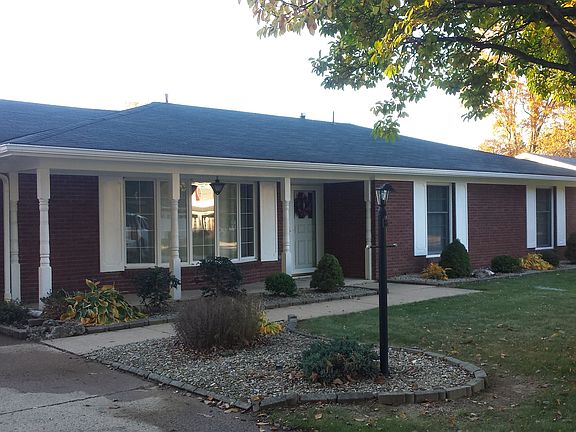 3rd image of 1628 Emmett Dr