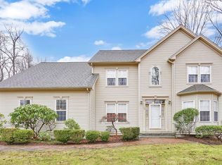 60 Fox Ridge Ln, Hebron, CT 06248