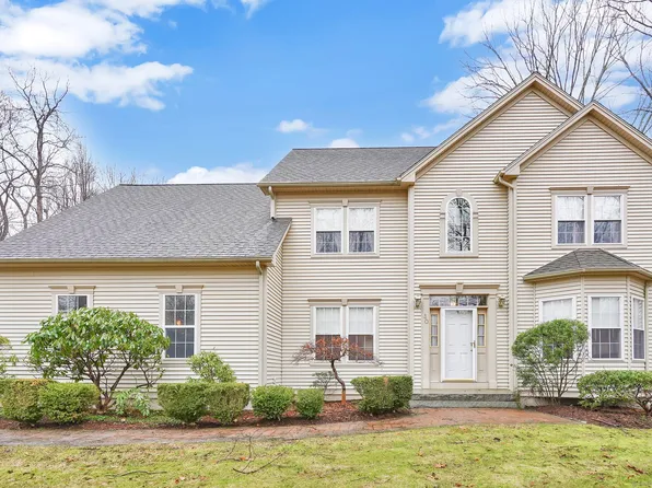 60 Fox Ridge Lane, Hebron, CT 06248