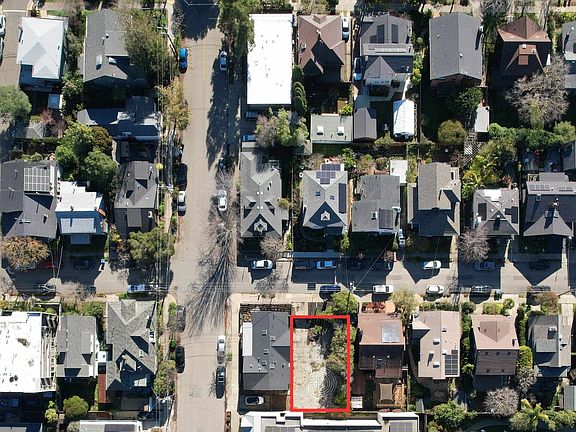 5th image of 2477 Prince St