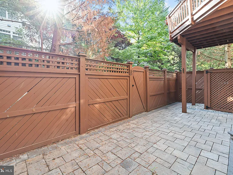5237 Bessley Pl — Photo 77
