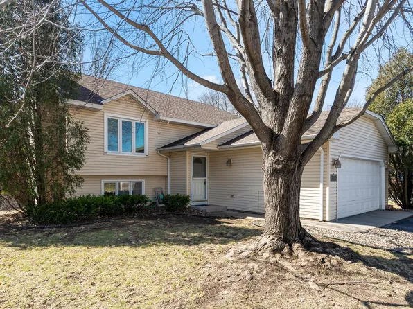 17447 Cherry Dr, Eden Prairie, MN 55346