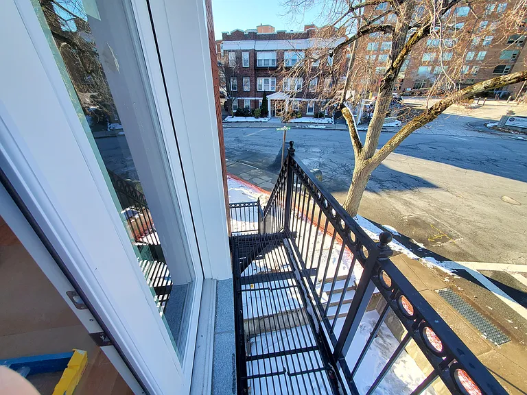 21 Wallingford Rd #3 — Photo 34